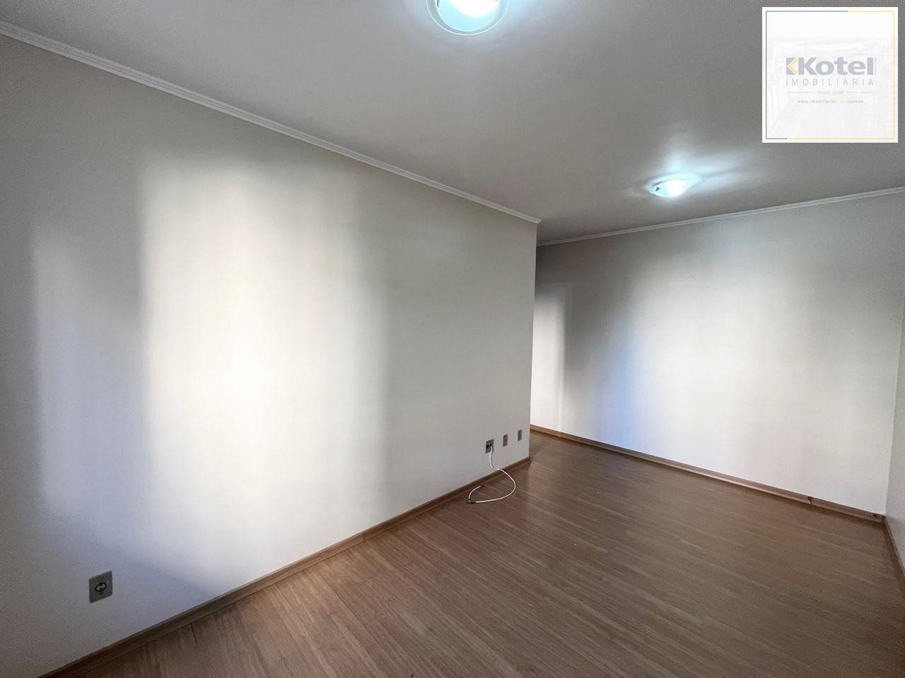 Apartamento de 2 quartos, elevador 1 vaga de garagem em Canoas.