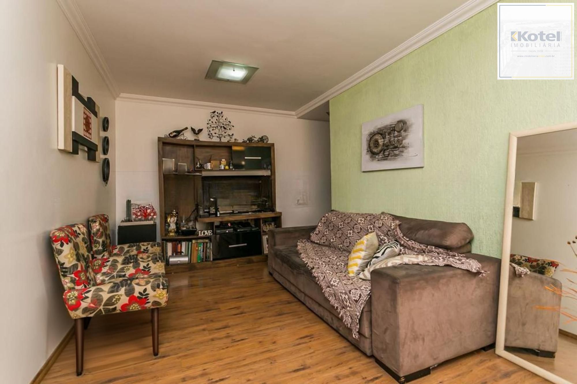 Apartamento de 3 dormitórios, 1 vaga e elevador na Vila Ipiranga