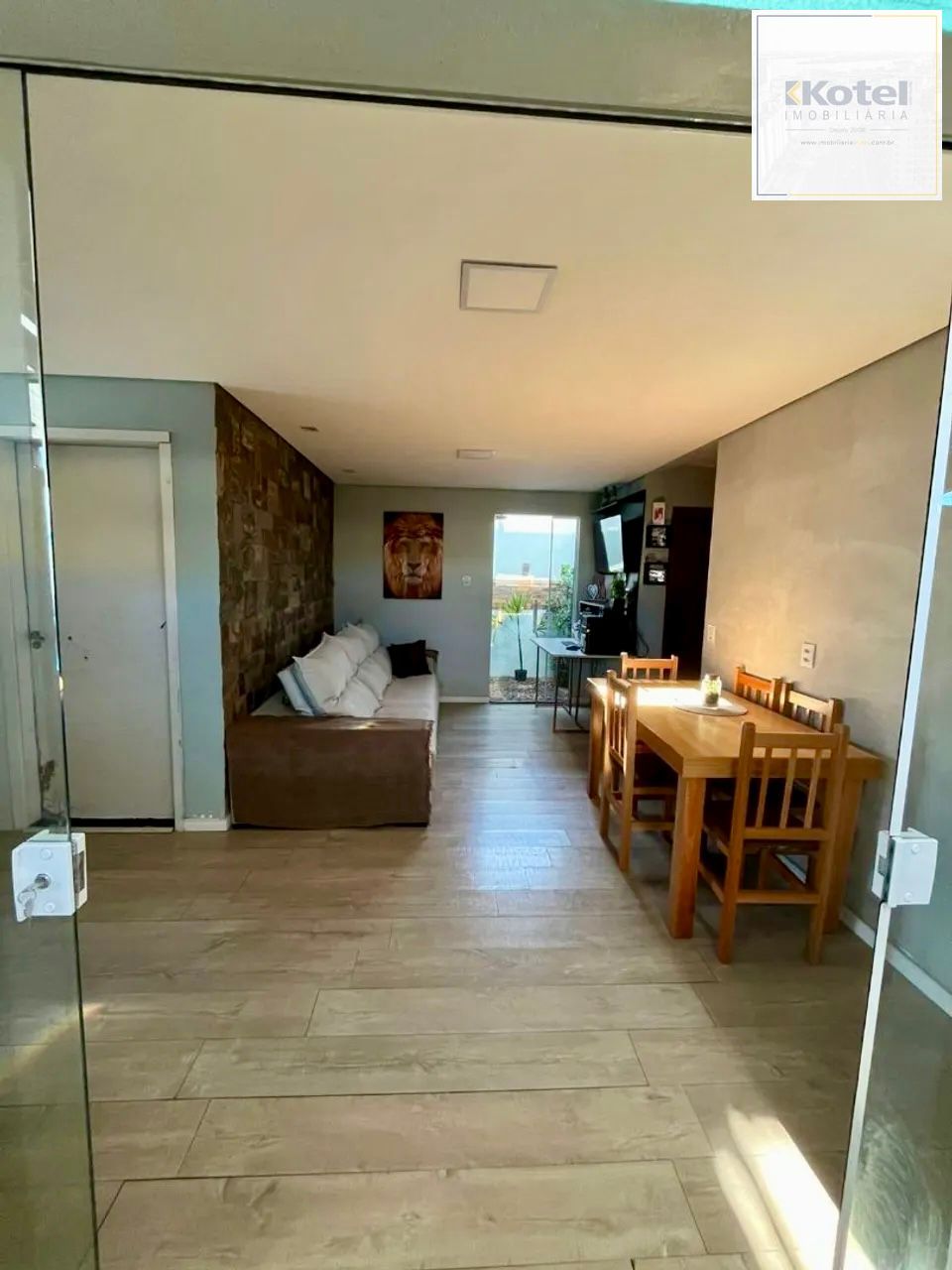Casa para venda com 3 quartos , em Harmonia com 126 m² em Canoas