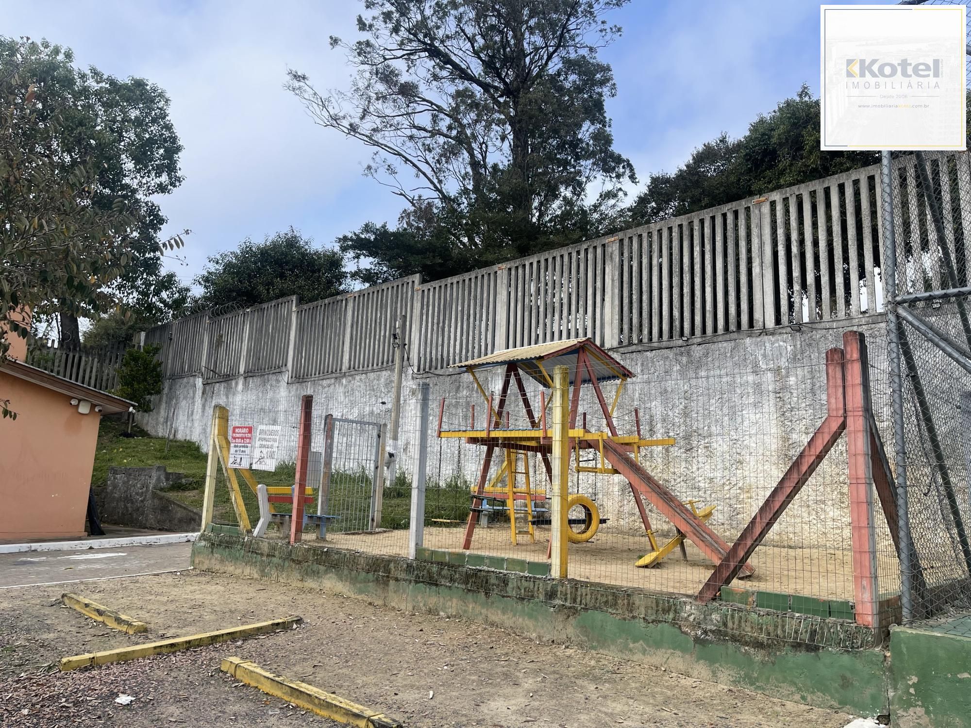 Apartamento térreo 2 dormitórios 1 vaga no Bairro Mário Quintana Porto Alegre — foto 3