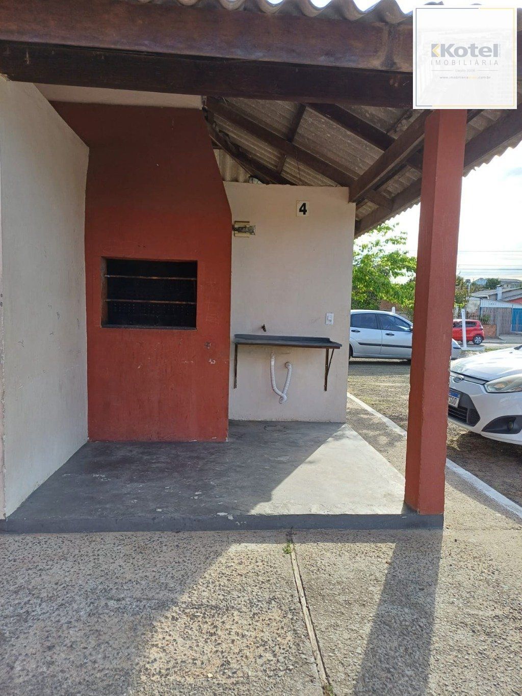 Apartamento de 2 dormitórios e 1 vaga de garagem em Canoas.