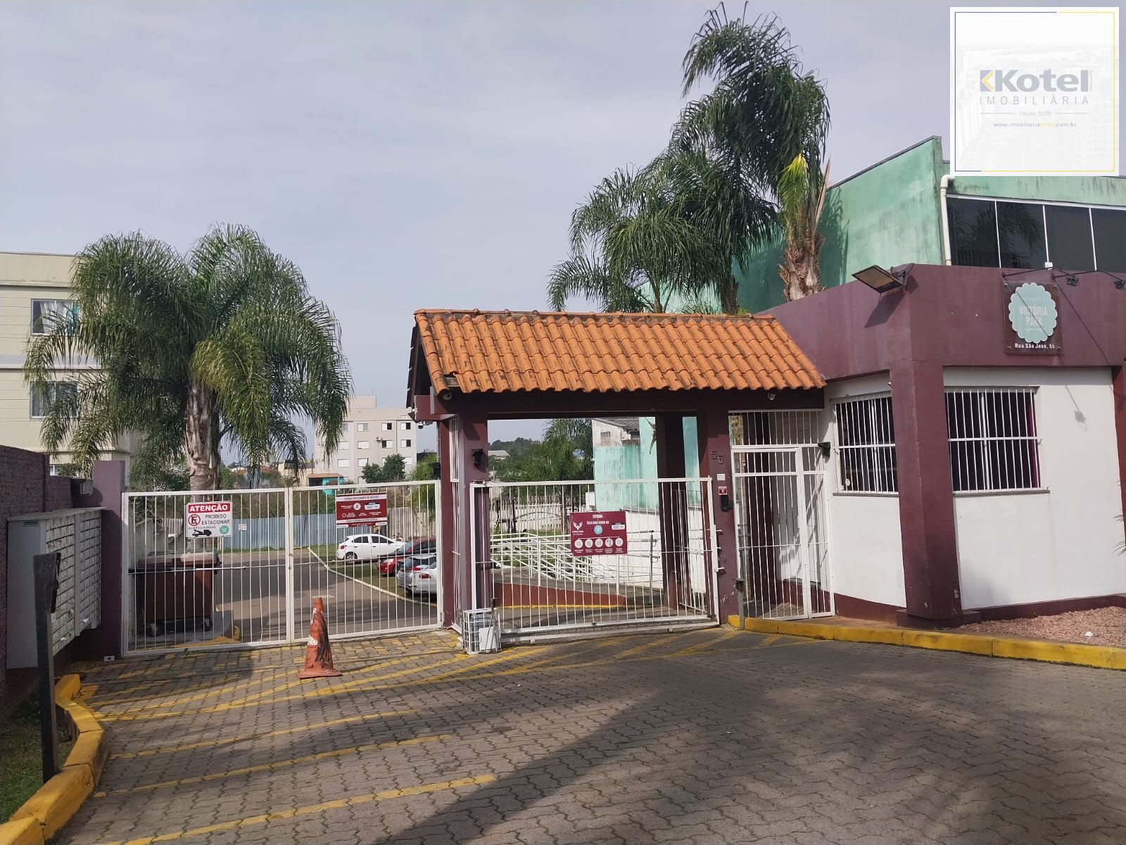 Apartamento térreo com 2 quartos à venda em Gravataí