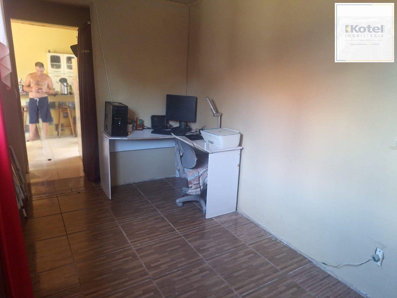Casa de 3 quartos e 4 vagas de garagem em Canoas.