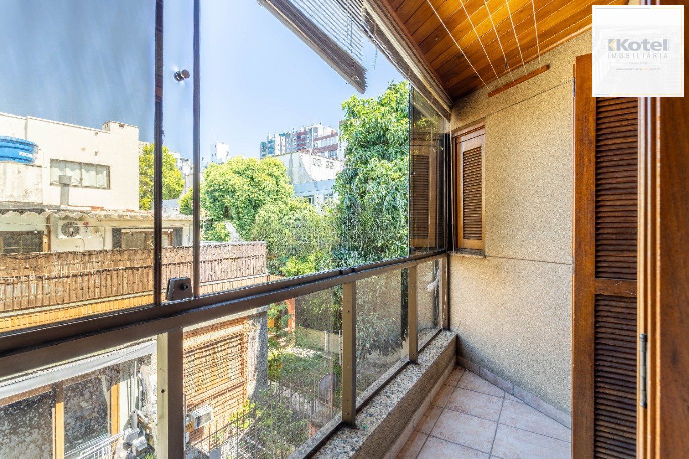 Apartamento com 2 dormitórios (1 suíte) e 1 vaga no Bairro Bela Vista — foto 3