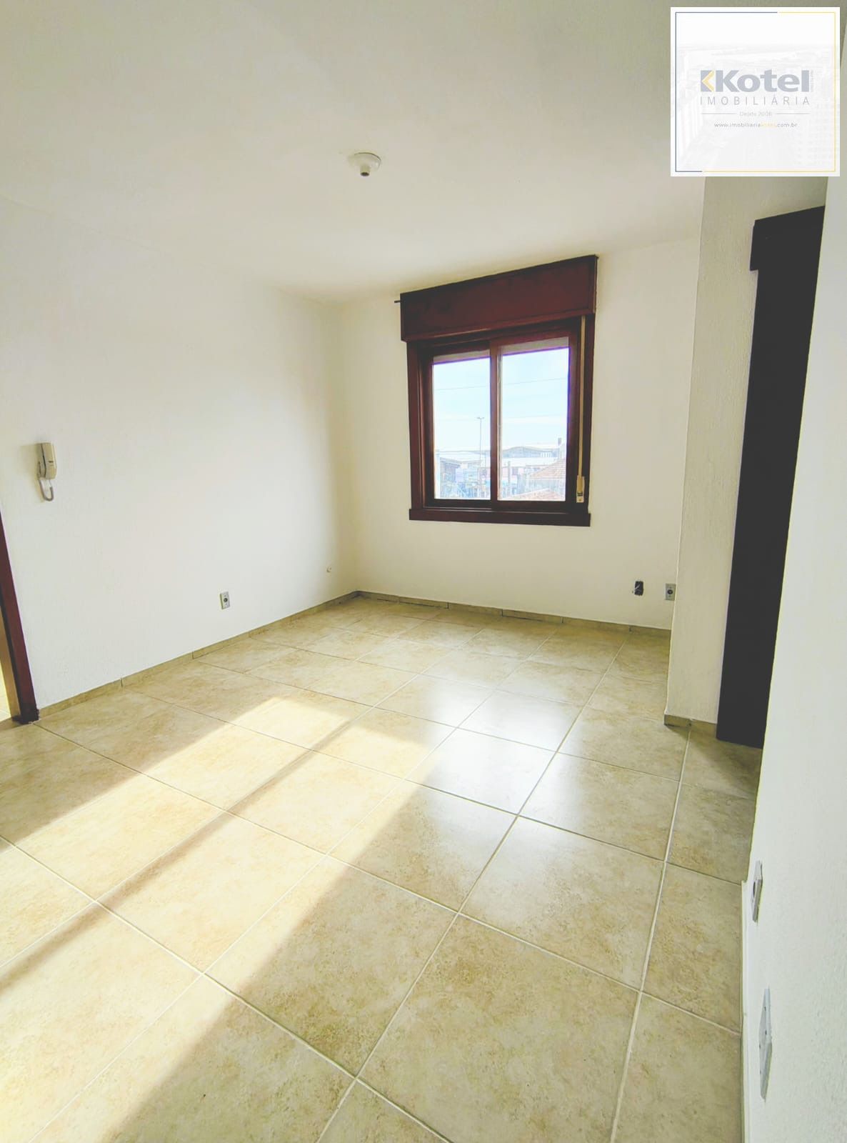 Apartamento com 66 m2 localizado na Rua Abaeté no Bairro Sarandi — foto 5
