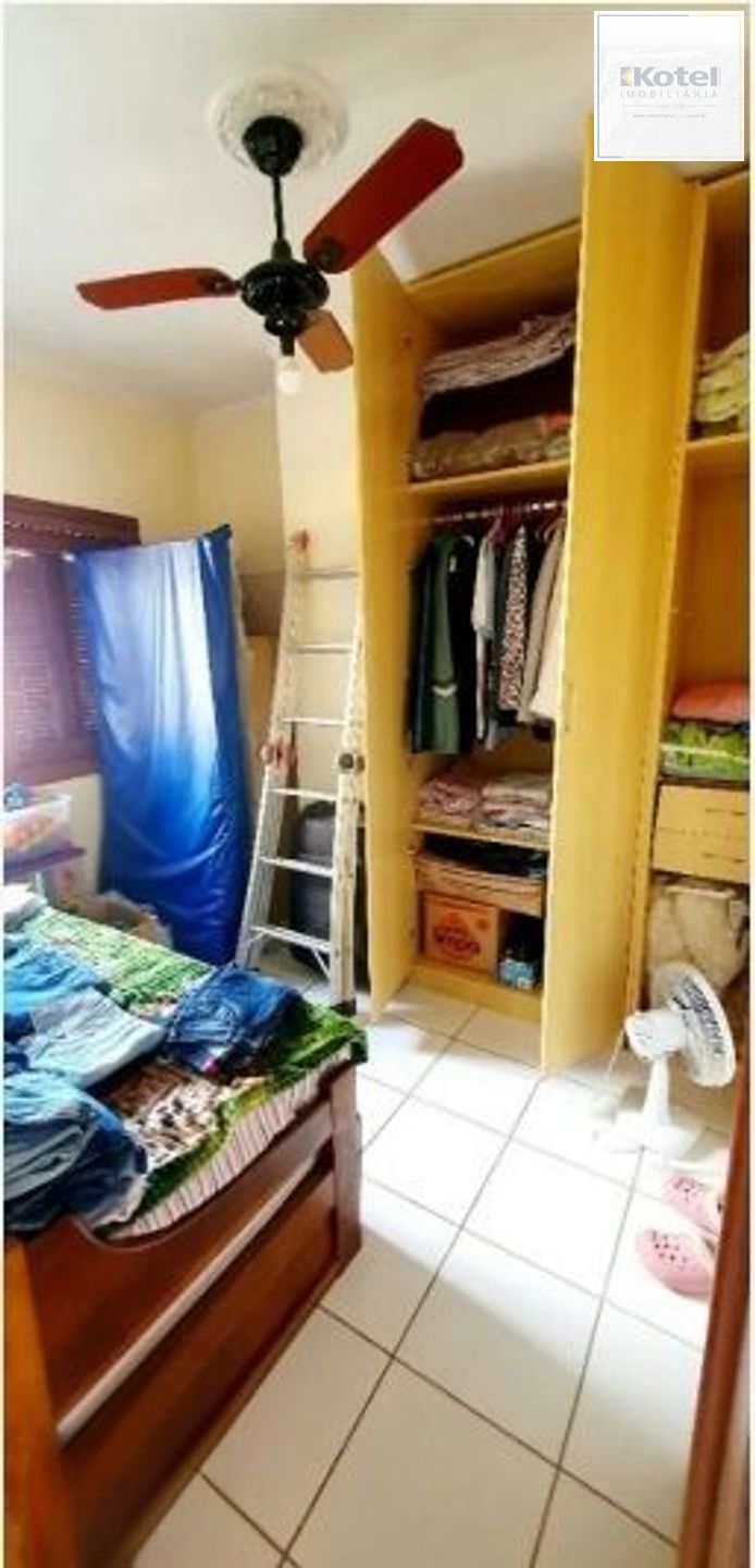 Casa com 5 quartos, piscina e 3 vagas de garagem em Canoas.
