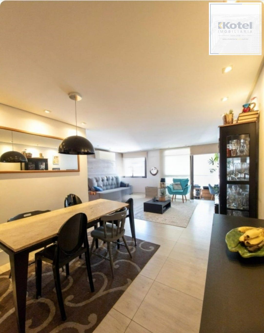 Apartamento de 2 dormitórios, suíte, 1 vaga e elevador, no bairro Boa Vista.