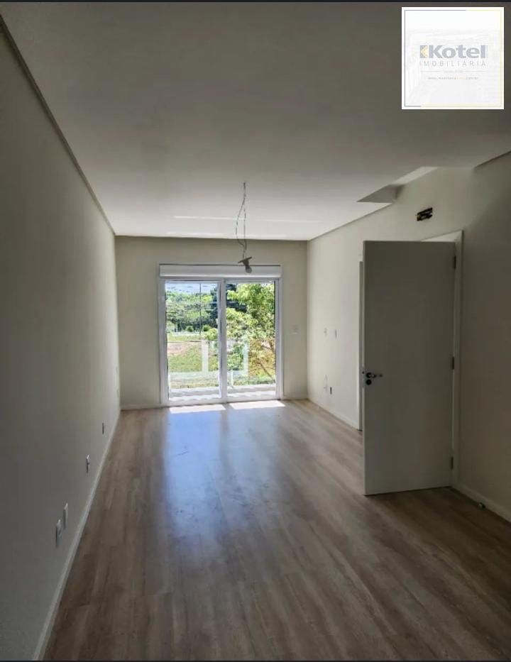 Casa Duplex Nova com 3 suítes no Mont Serrat em Canoas