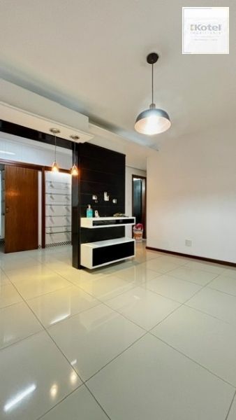 Apartamento 2 Dormitórios com Vaga à Venda no Rio Branco — foto 3