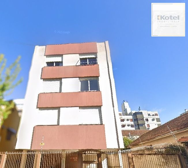 Apartamento de 2 quartos, 1 vaga no bairro Menino Deus — foto 2