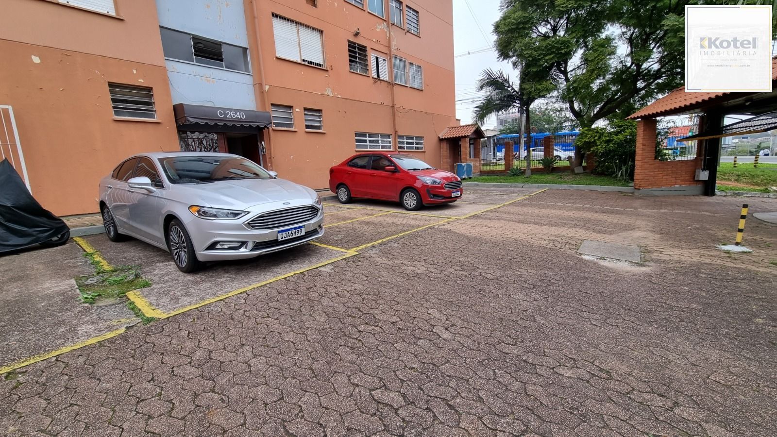 Sala comercial no Bairro passo do Feijó em Porto Alegre.