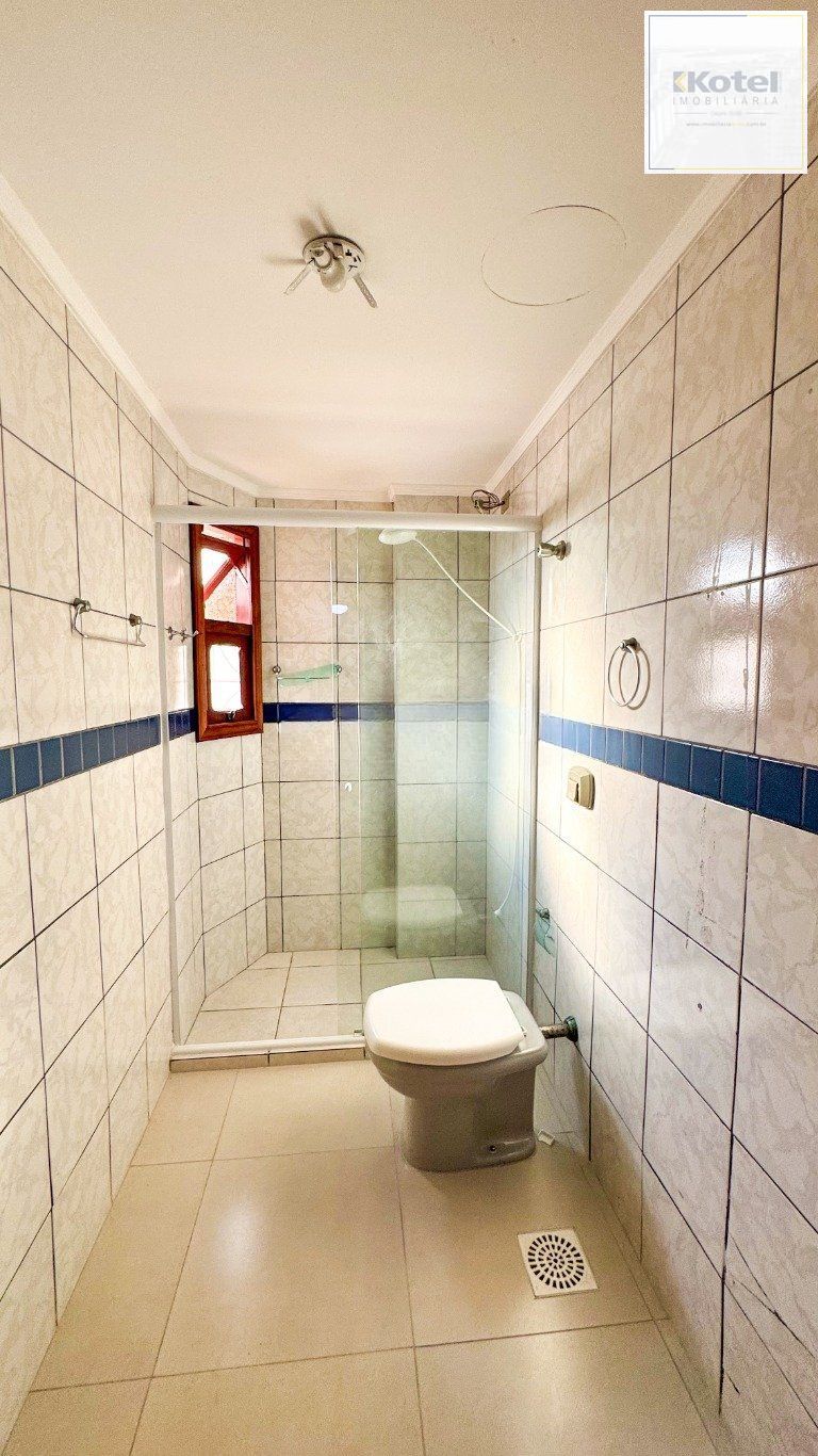 Apartamento com 2 dormitórios e 2 vagas de garagem em Canoas.