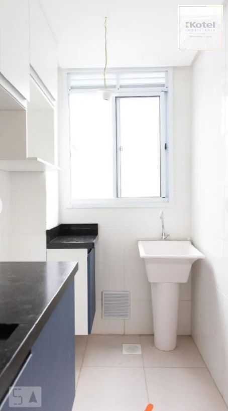 Apartamento Térreo Semi Mobiliado com Amplo Pátio Privativo – Porto Alegre