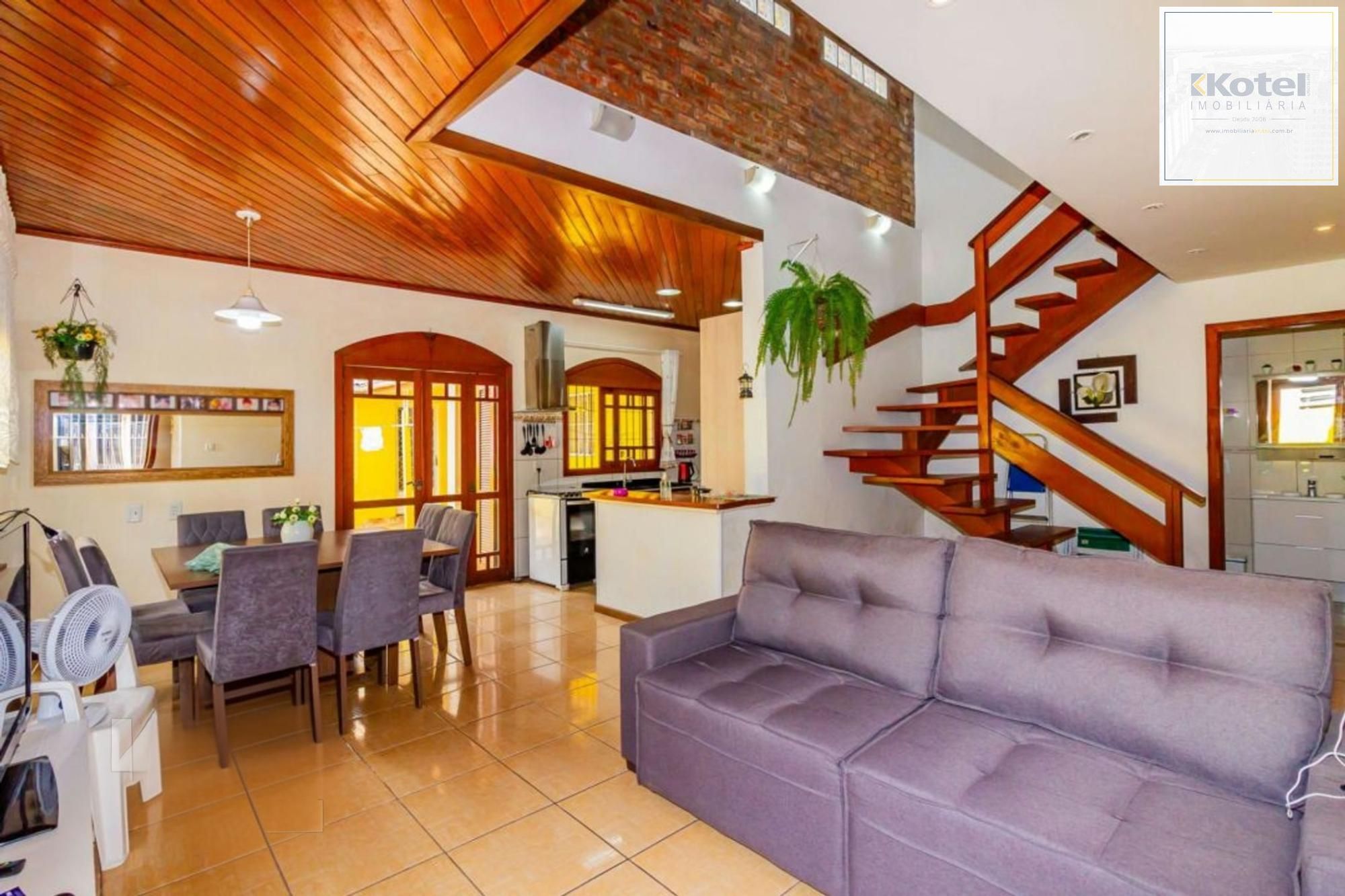 Casa com 5 quartos, 2 vagas e pátio, no Bairro Sarandí — foto 2
