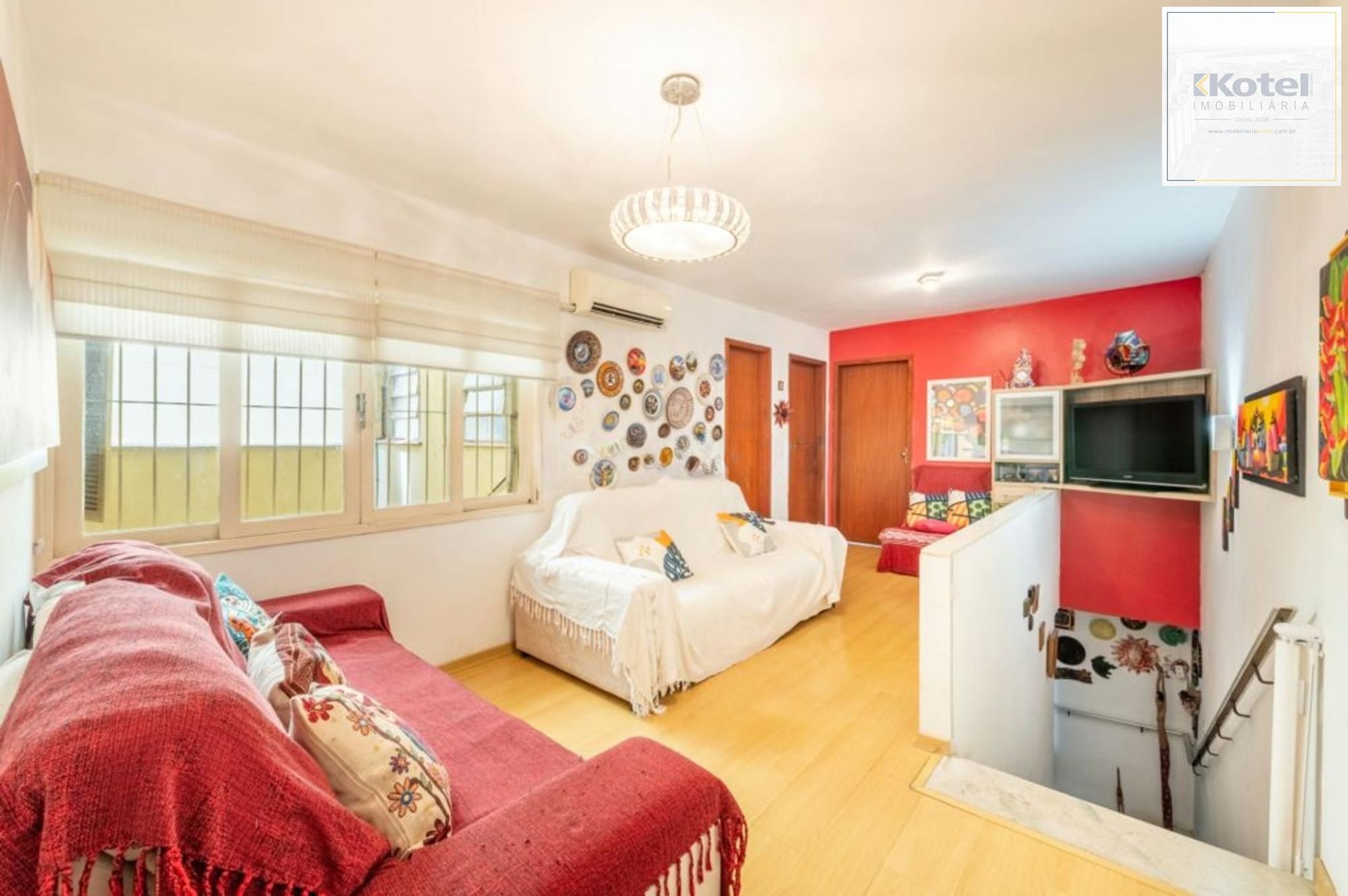 Casa 3 quartos, 2 suítes, 3 vagas no Rio Branco