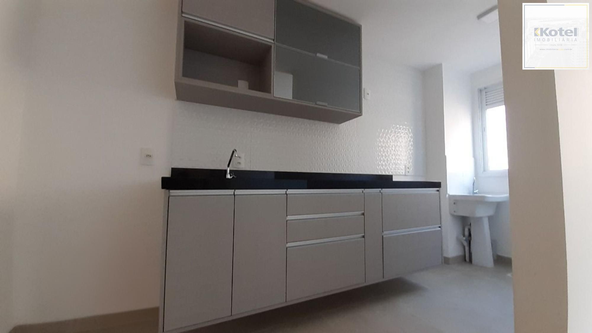 Apartamento de 2 dormitórios com 1 vaga de garagem e elevador em Canoas.