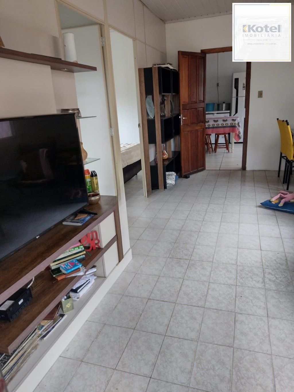 Casa com 3 quartos, 1 vaga de garagem e patio no bairro Jardim Itu — foto 4
