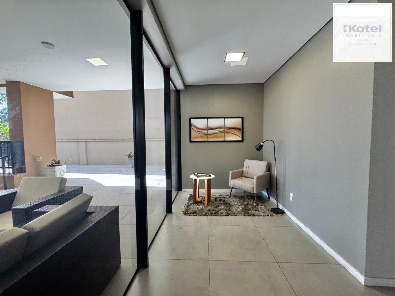 Apartamento de 3 dormitórios, elevador e 1 vaga de garagem em Canoas.