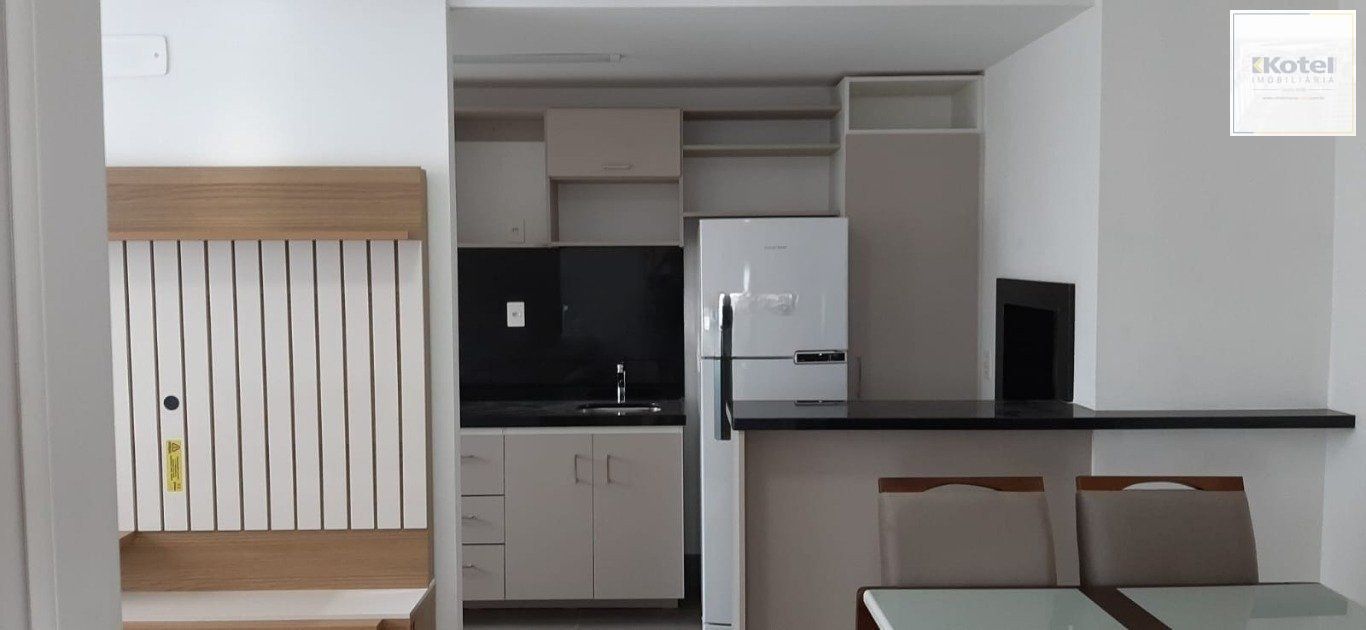 Apartamento com 1  Dormitório, piscina e elevador no Centro de Canoas.