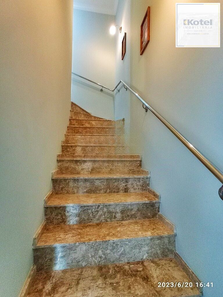 Casa de Condomínio, 2 suítes, à venda, 201 m², Mário Quintana - Porto Alegre — foto 4
