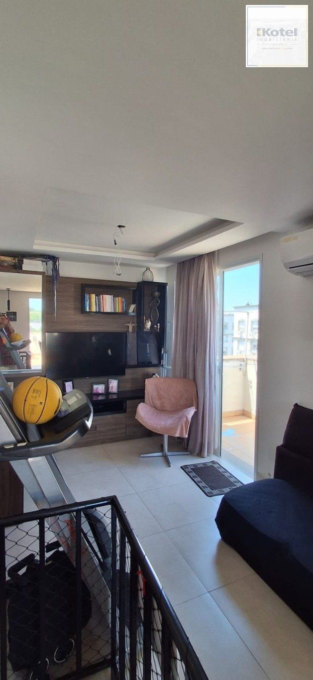 Cobertura com 3 quartos, 2 Vagas de garagem No Bairro Cavalhada. — foto 4