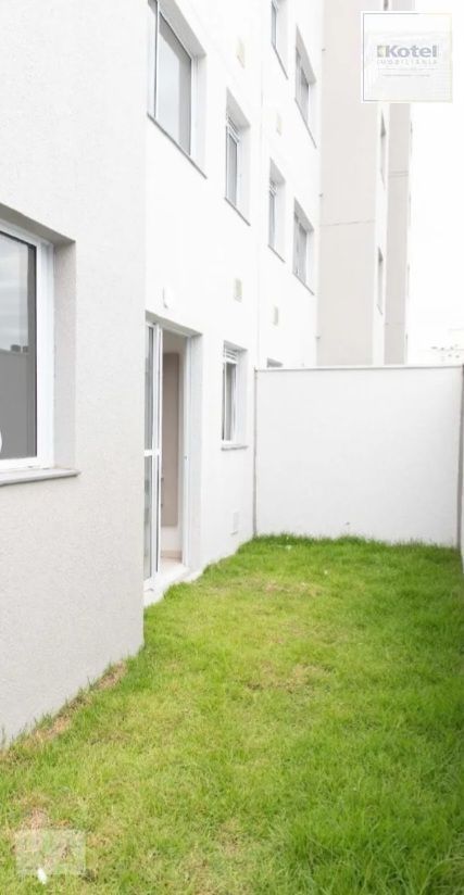 Apartamento Térreo Semi Mobiliado com Amplo Pátio Privativo – Porto Alegre