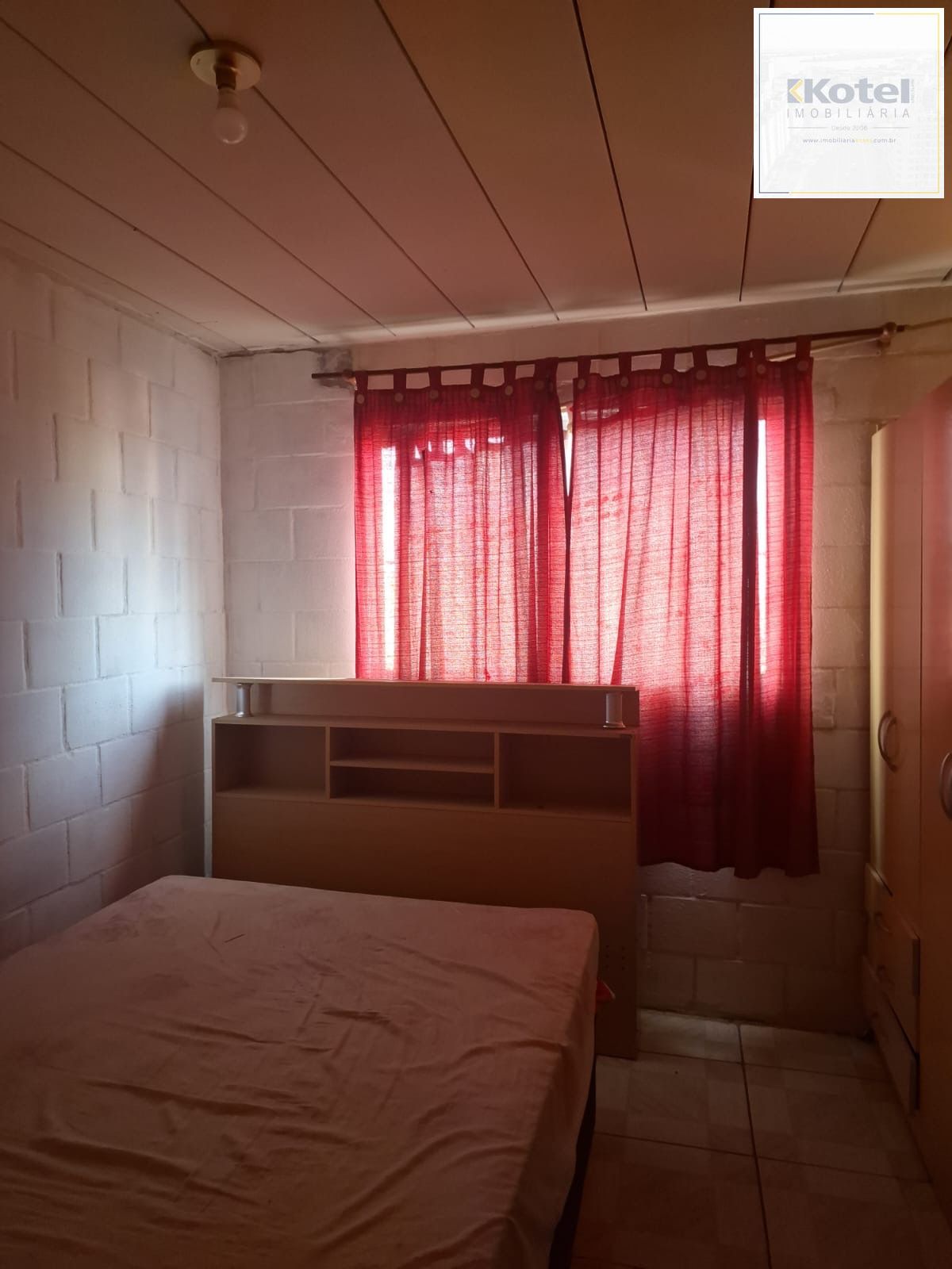 Apartamento 2 dormitórios 1 vaga de garagem no Bairro Maria Regina Alvorada