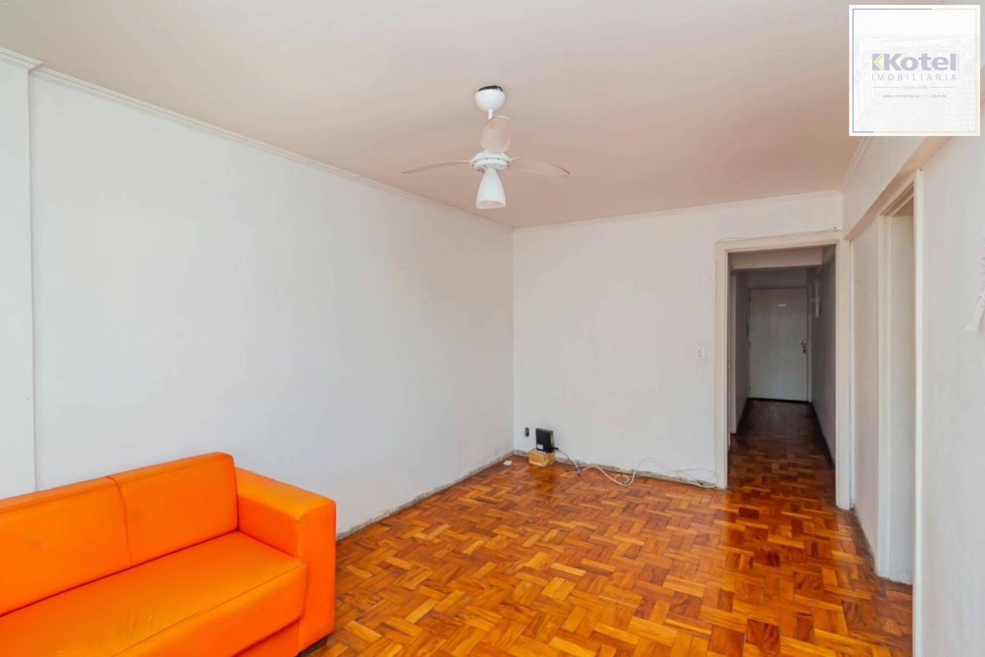 Apartamento com 2 quartos, elevador semi mobiliado no bairro Floresta. — foto 3
