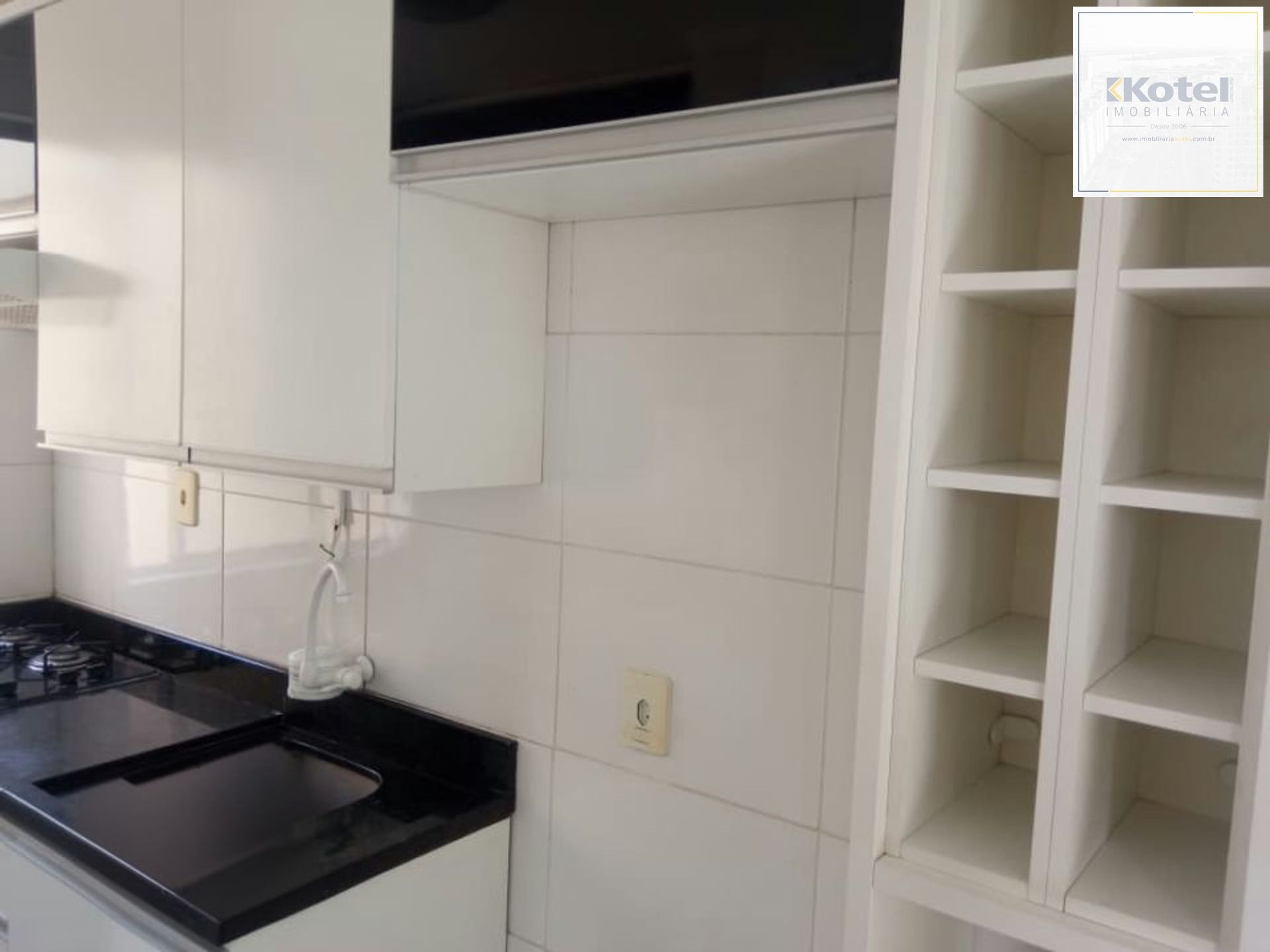Apartamento com 2 quartos, vaga e salão de festa no bairro Passo das Pedras. — foto 4