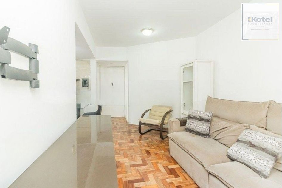 Apartamento de 2 dormitórios com sacada,1 vaga, elevador no bairro Petrópolis. — foto 4