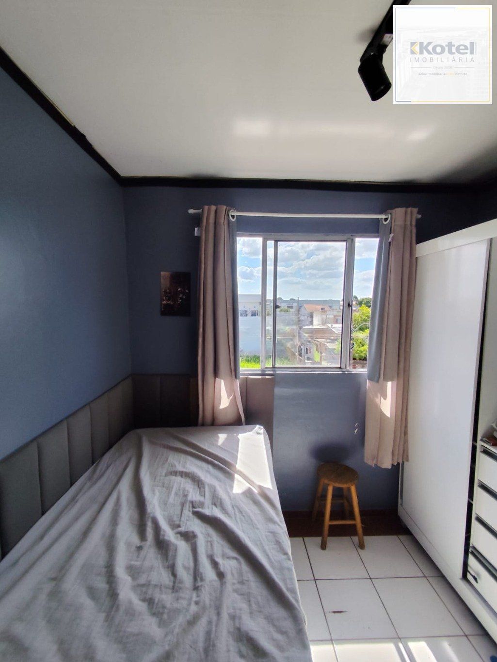 Apartamento de 2 dormitórios e 1 vaga de garagem em Canoas.