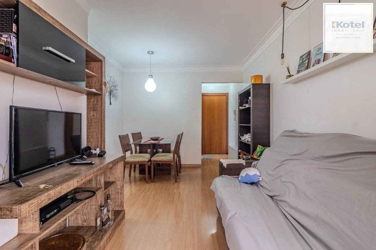 Apartamento 2 Dormitórios com 1 vaga coberta e elevador no Alto Petrópolis