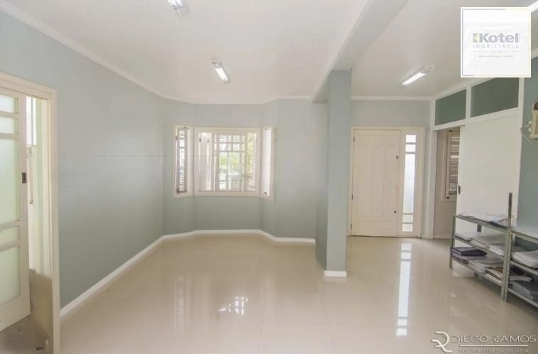 Casa 4 quartos, 4 suítes, 4 vagas e pátio com piscina no Bairro Vila Ipiranga — foto 3