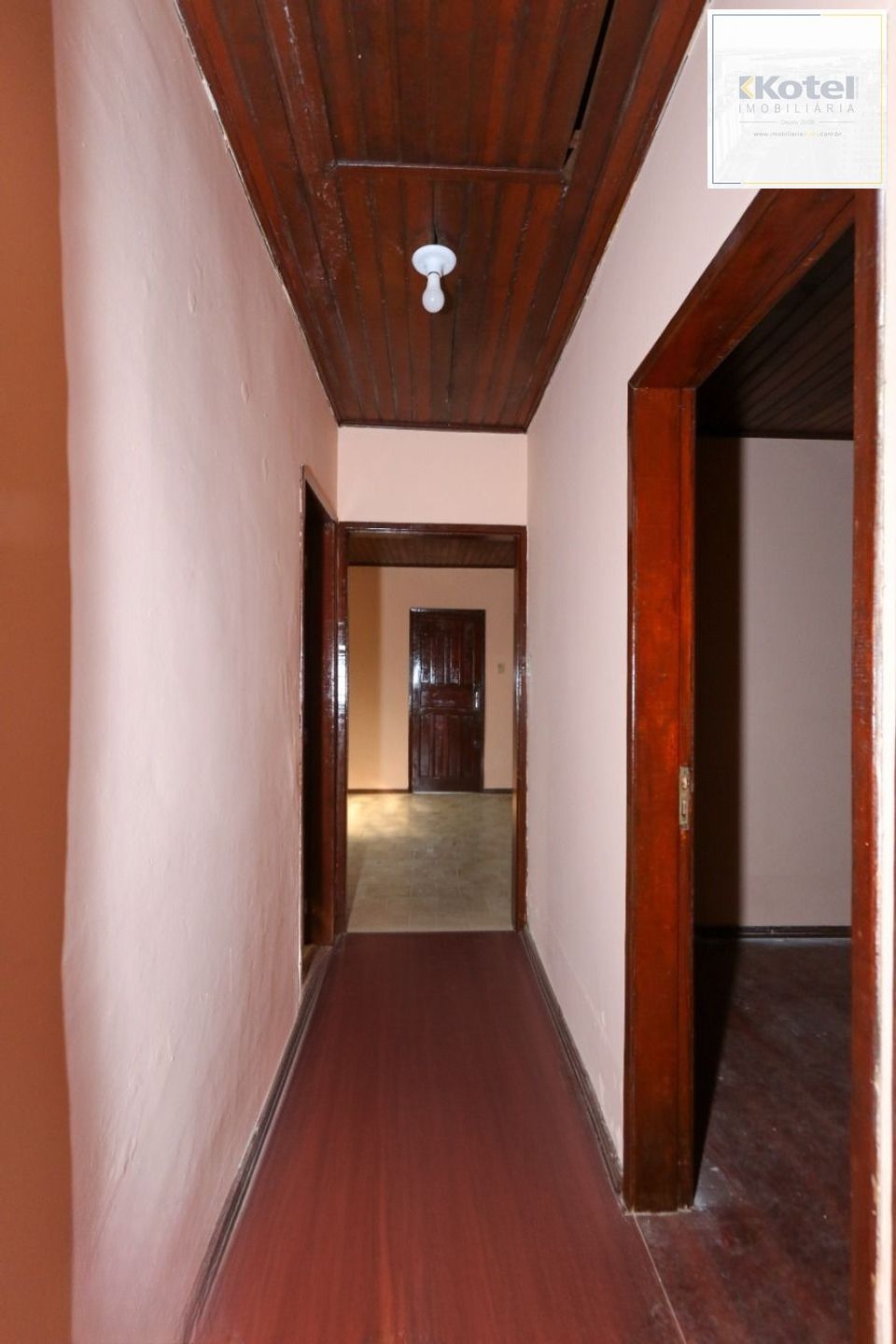 Casa de 3 dormitórios e 2 vagas de garagem no bairro Rio Branco em Canoas.