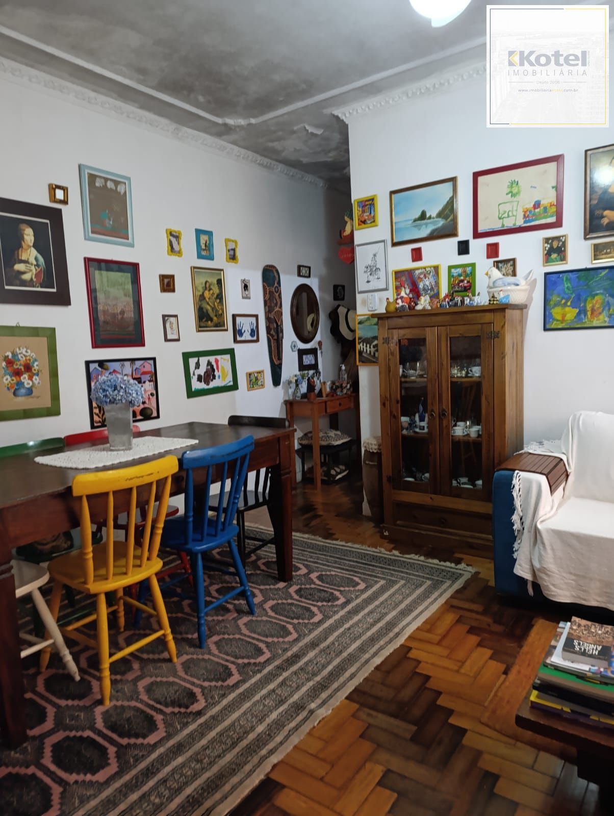 Apartamento térreo de 2 dormitórios no bairro Moinhos de Vento