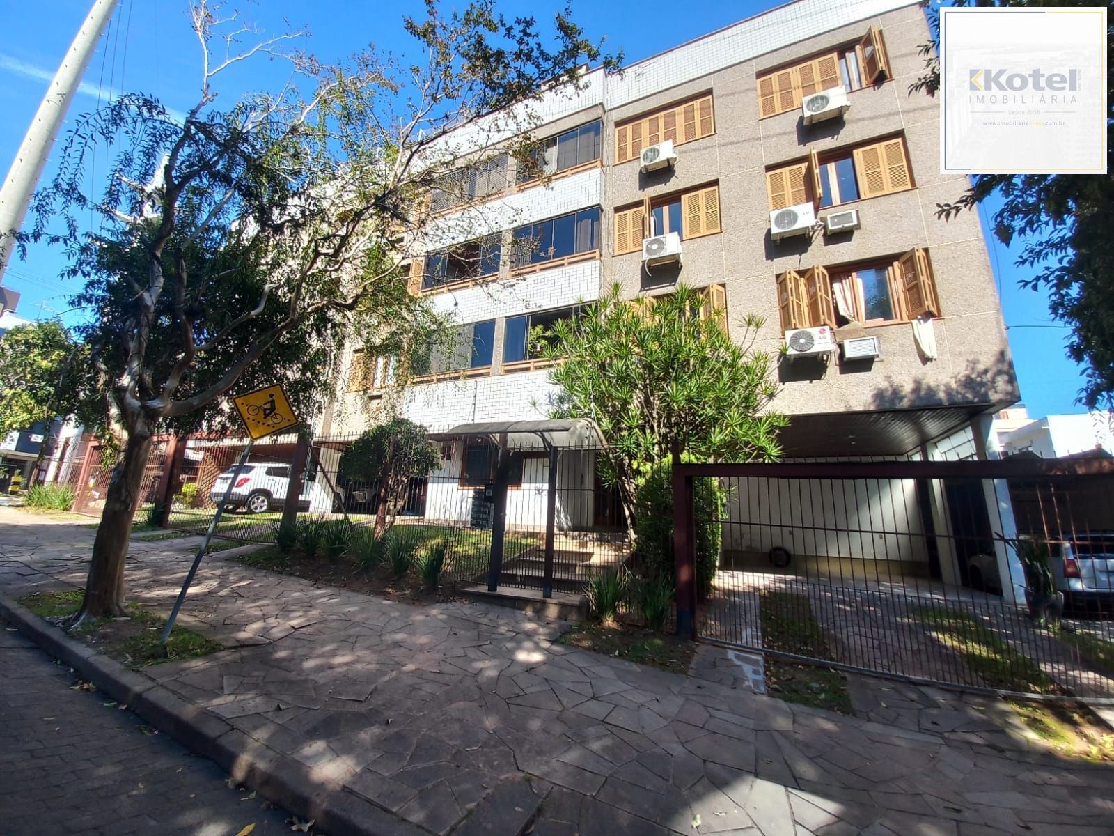 Apartamento com 3 quartos, 1 suíte, sacada e 3 vagas no Bairro jardim Itu — foto 2