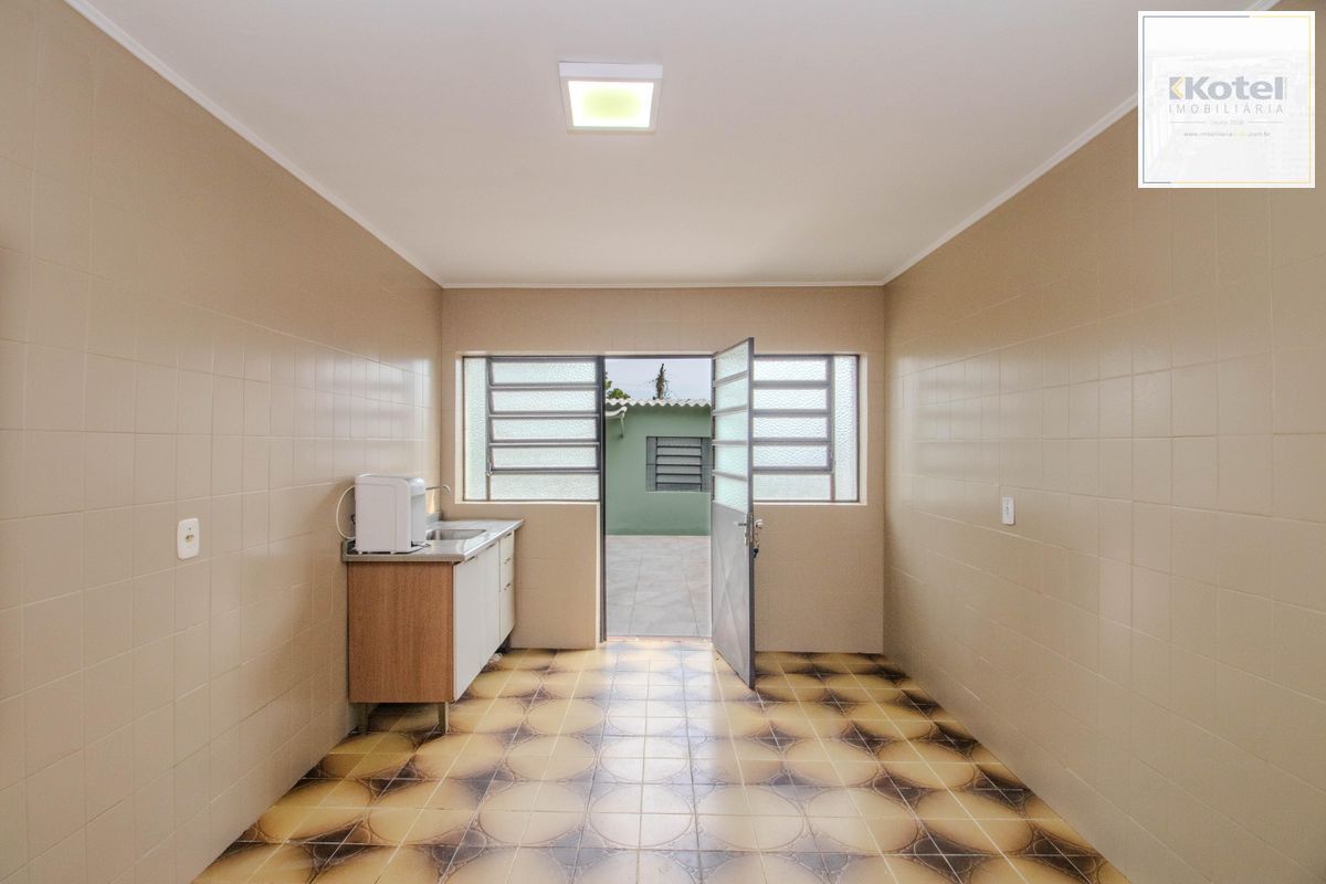 Casa com 3 dormitórios no Bairro Jardim Floresta