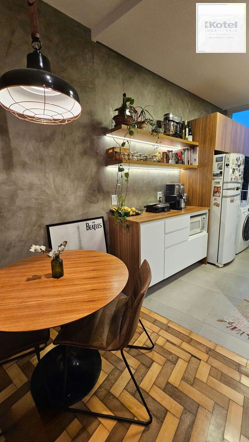 Apartamento à venda com 1 dormitório no Bairro Cidade Baixa
