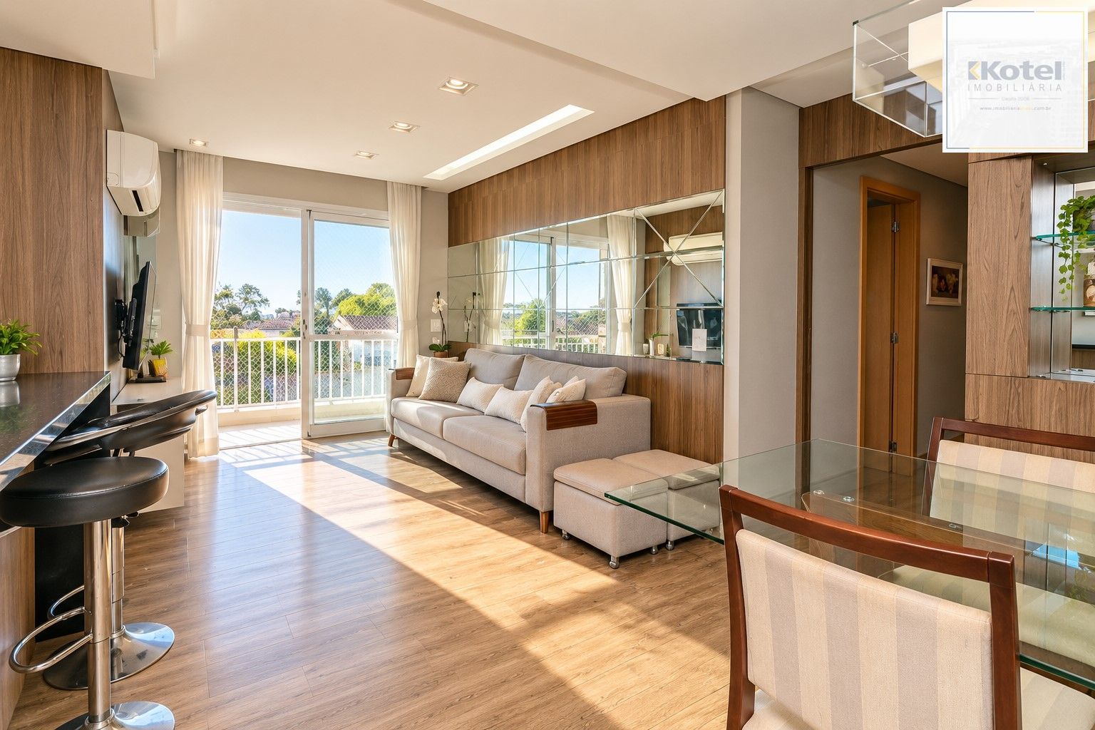 Apartamento com 3 quartos, 1 Suíte, 2 vagas e 83m² à venda em Jardim Lindóia.