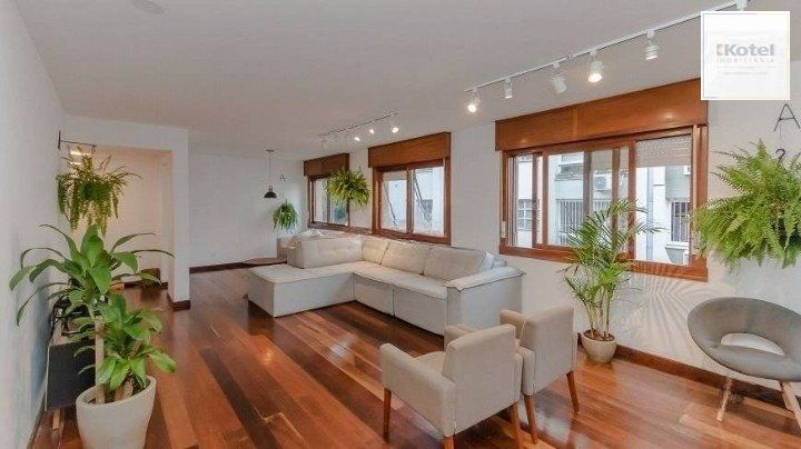 Apartamento com 3 quartos, 2 vagas e elevador no Petrópolis, Porto Alegre. — foto 3
