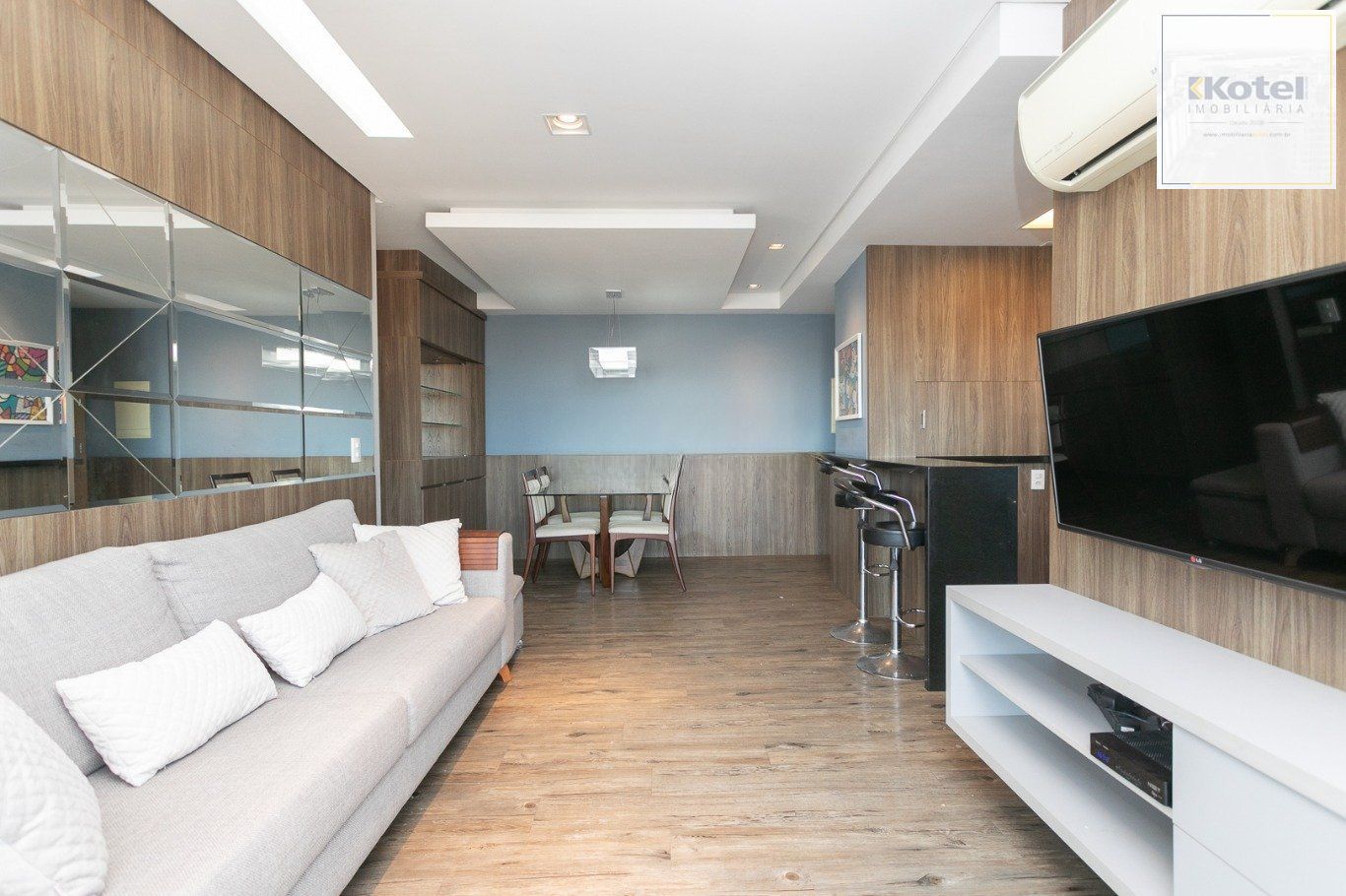Apartamento com 3 quartos, 1 Suíte, 2 vagas e 83m² à venda em Jardim Lindóia.