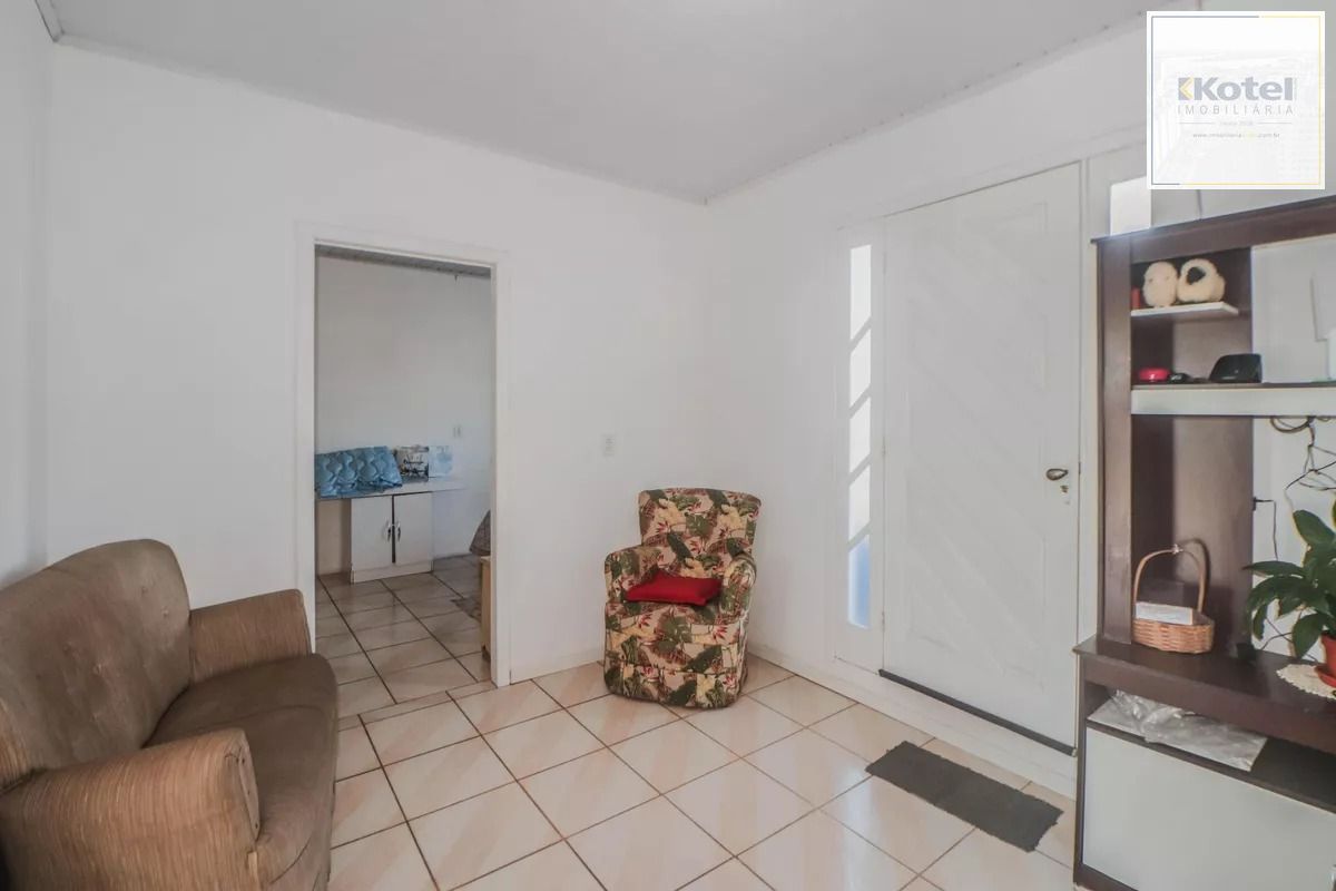 Casa e loja à venda com 300m², 3 quartos e 3 vagas no Rubem Berta