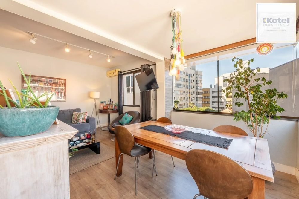Apartamento com 2 quartos, sendo 1 suíte e 2 vagas no bairro Bela Vista
