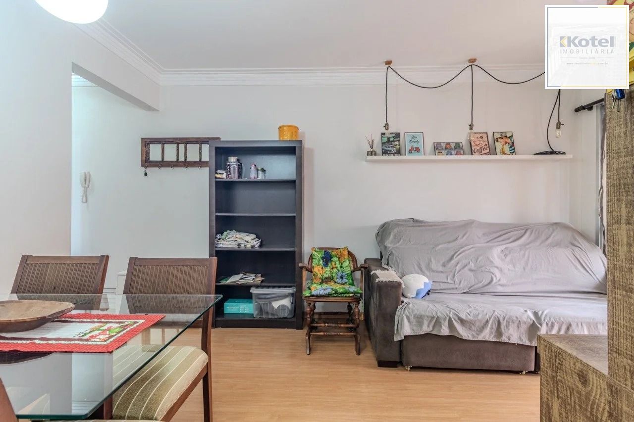 Apartamento 2 Dormitórios com 1 vaga coberta e elevador no Alto Petrópolis