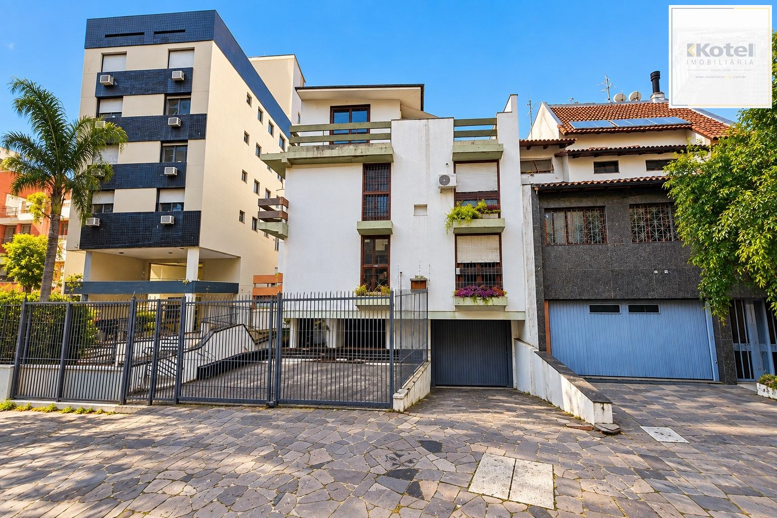 Apartamento 2 Dormitórios com Vaga à Venda no Rio Branco