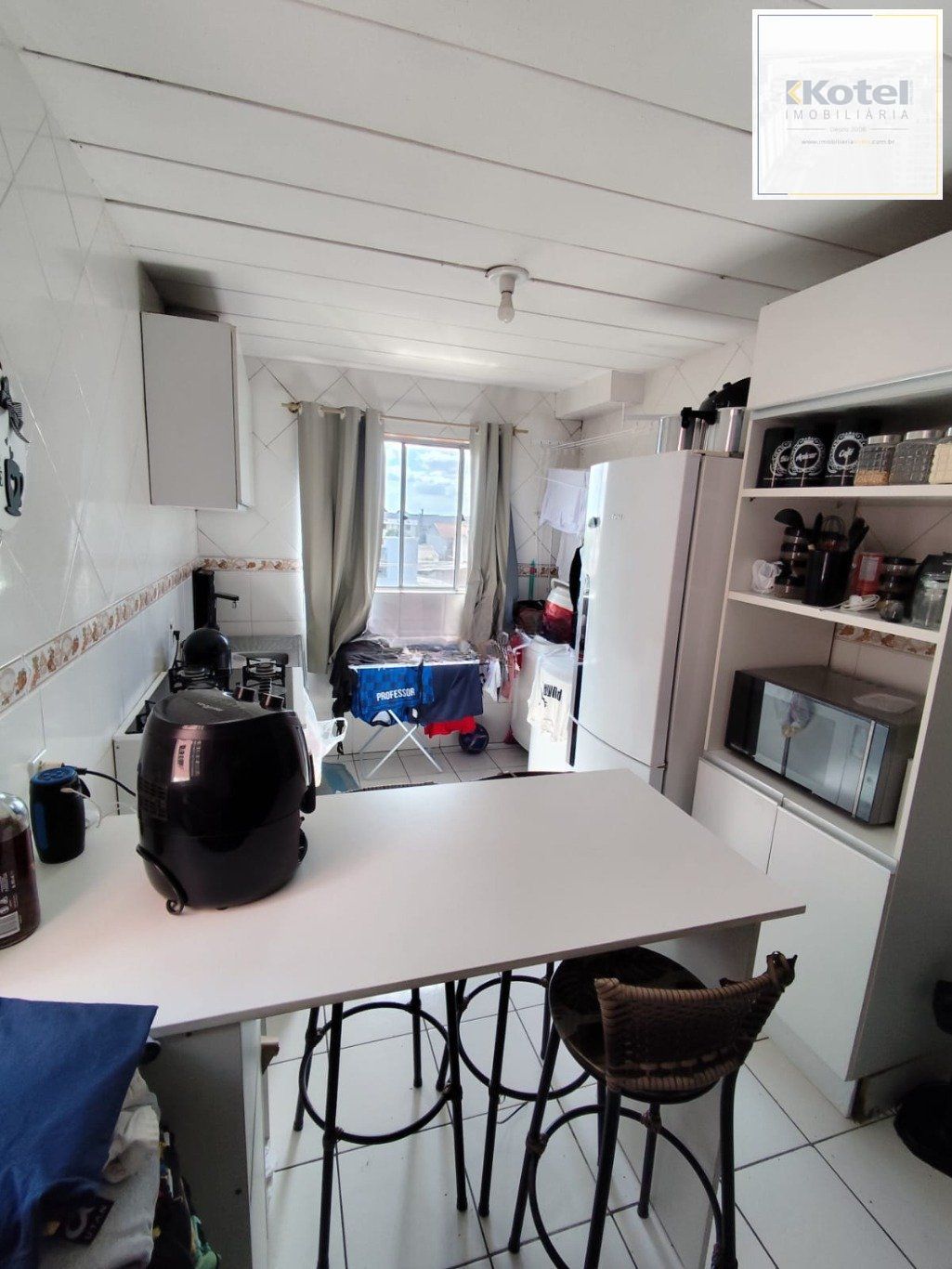 Apartamento de 2 dormitórios e 1 vaga de garagem em Canoas.