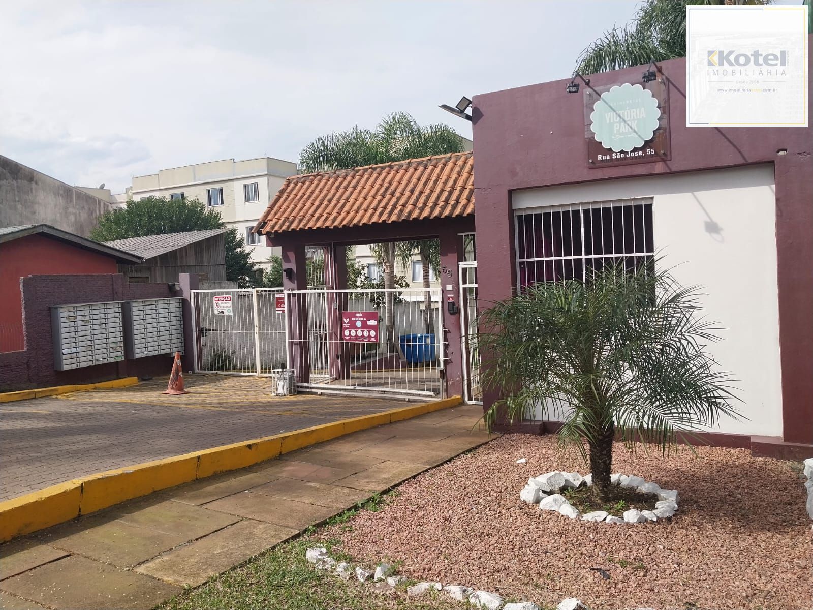 Apartamento térreo com 2 quartos à venda em Gravataí