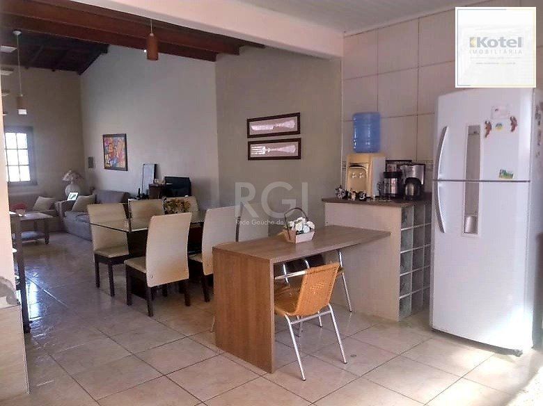 Casa  com piscina 3 dormitórios e 2 Costa e Silva Zona Norte de Porto Alegre