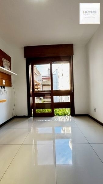 Apartamento 2 Dormitórios com Vaga à Venda no Rio Branco — foto 4