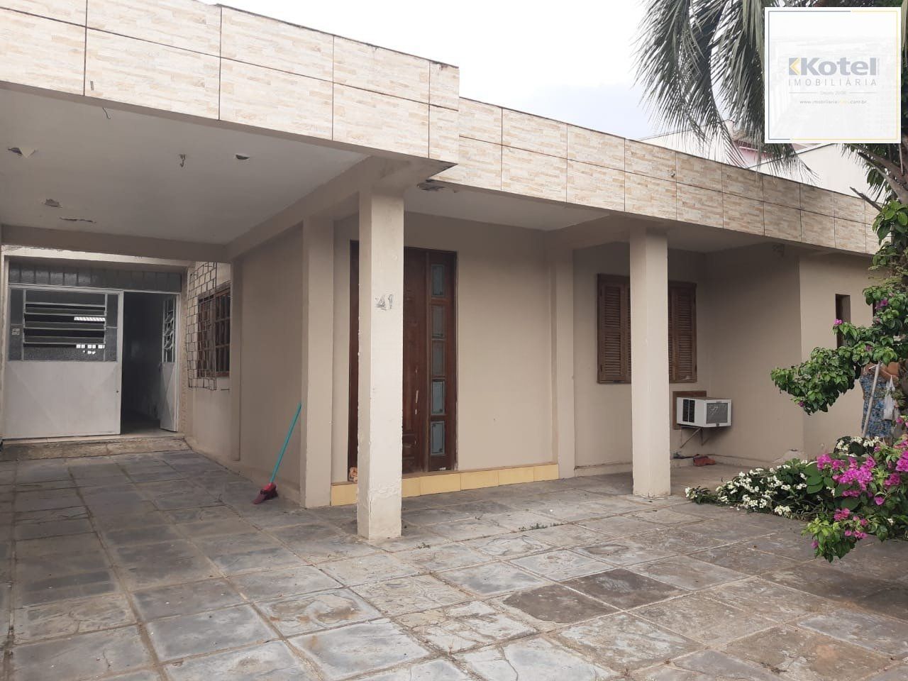 Casa de 2 Quartos e 2  vagas de garagem no Parque Granja em Cachoeirinha.